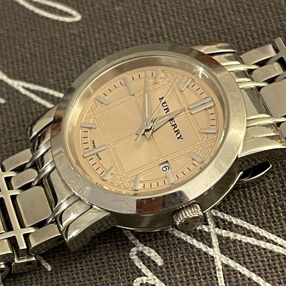 Burberry Ladies Watch - Picture 3 of 8